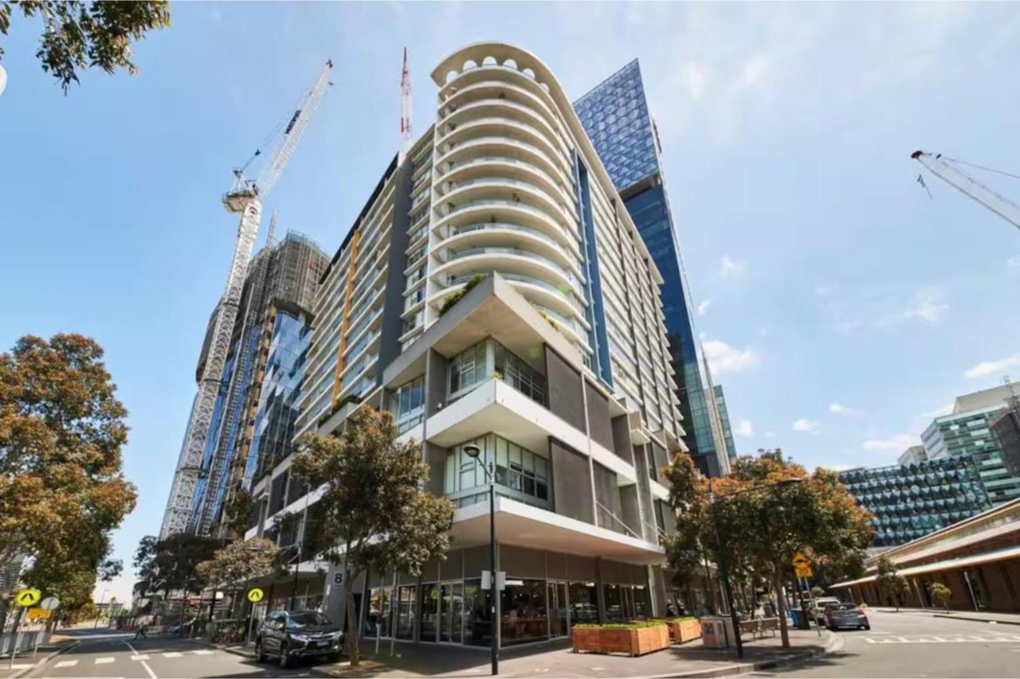 Docklands Convenient & Modern 1 Bed Apartment Melbourne